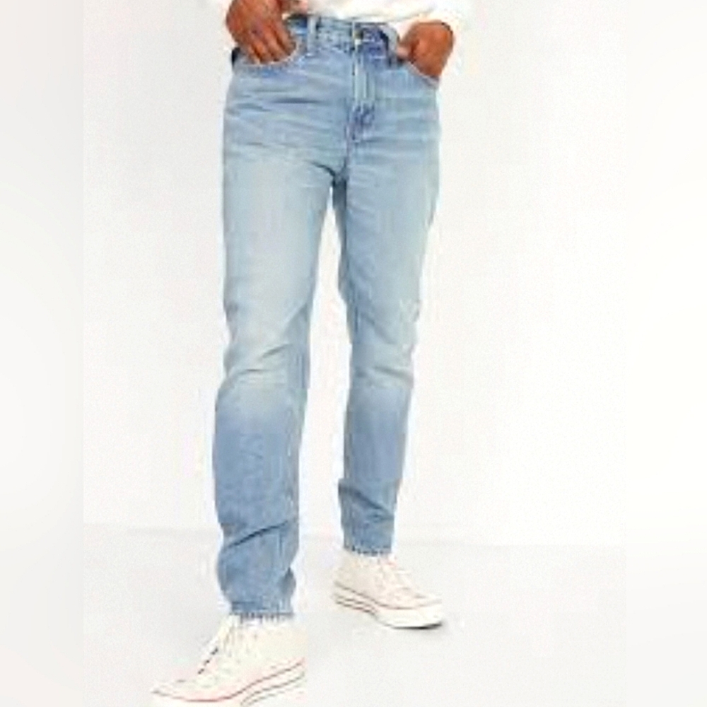 🆕️Men Old Navy Straight Taper Jeans.